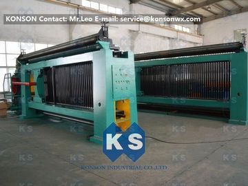 Op zwaar werk berekende Hexagonale Netwerkmachine het Weven Breedte 4300mm Gegalvaniseerde Draad 4.0mm